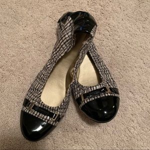 Tahari black and cream flats size 8
